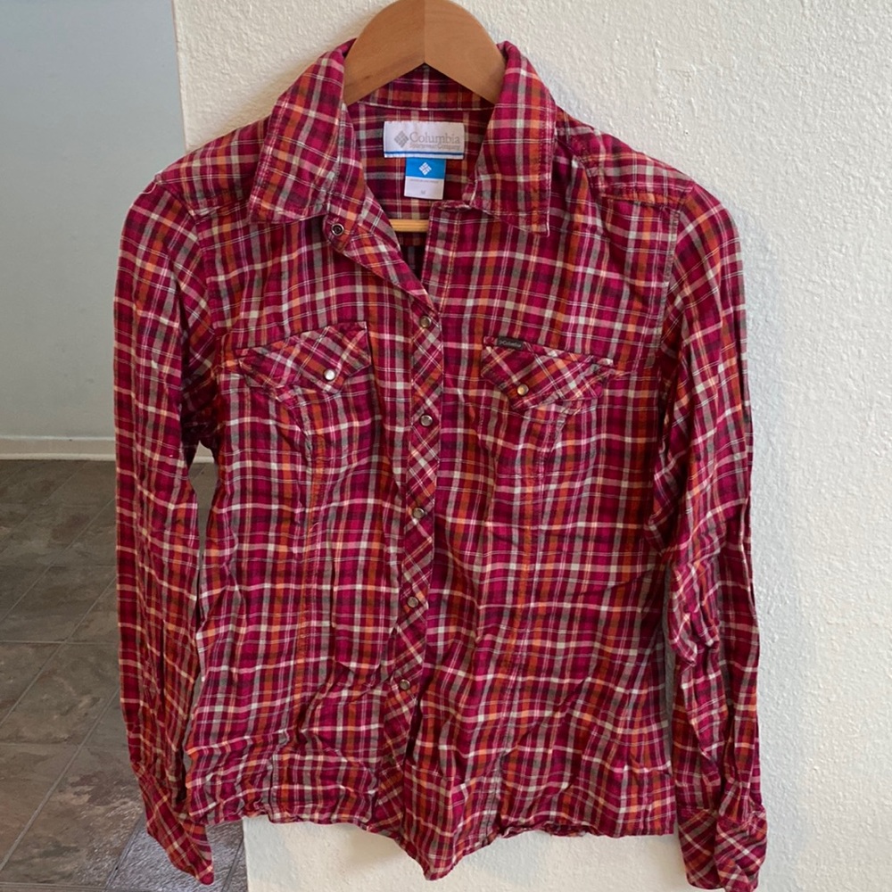 Columbia Woman’s Long Sleeve Flannel Button Down Snap Size M